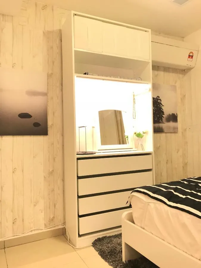 Ikea Concept Guesthouse Johor Bahru 5*,  Malezya